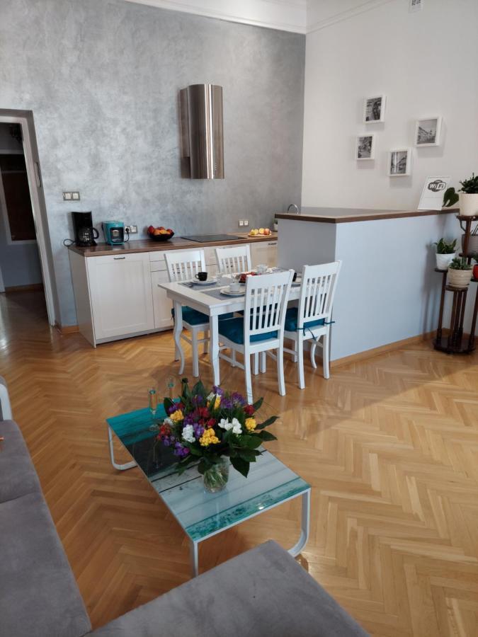 Novo Mundo Apartamento Varsóvia Exterior foto