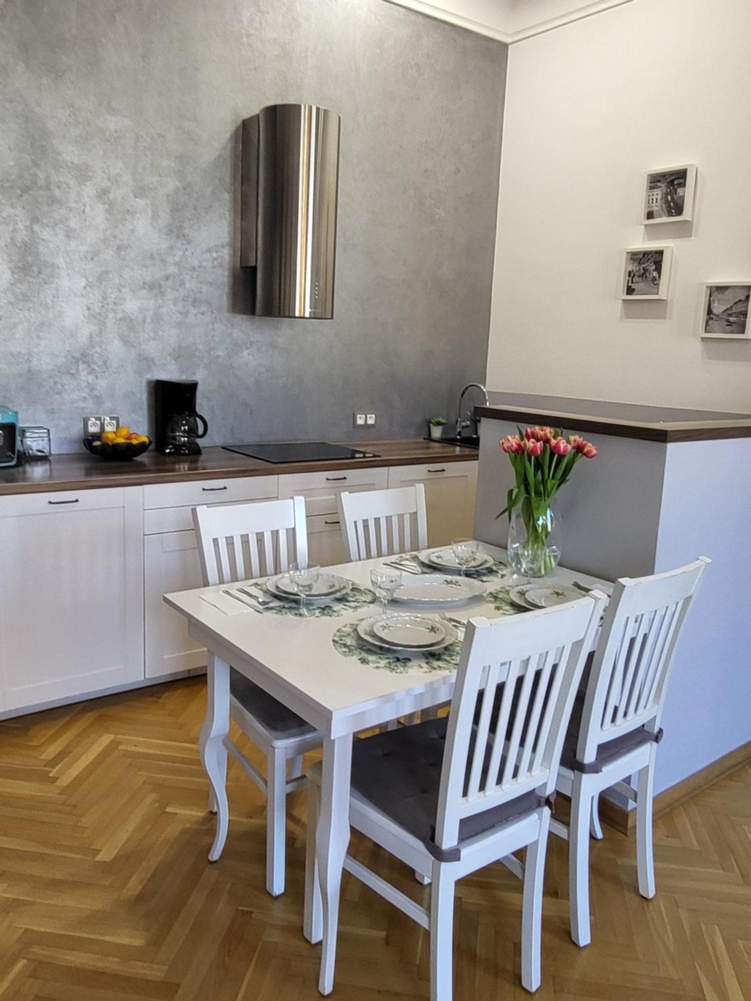 Novo Mundo Apartamento Varsóvia Exterior foto
