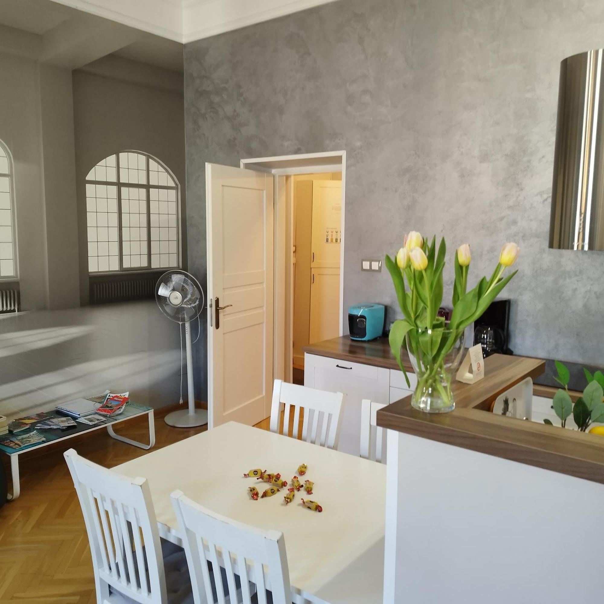Novo Mundo Apartamento Varsóvia Exterior foto